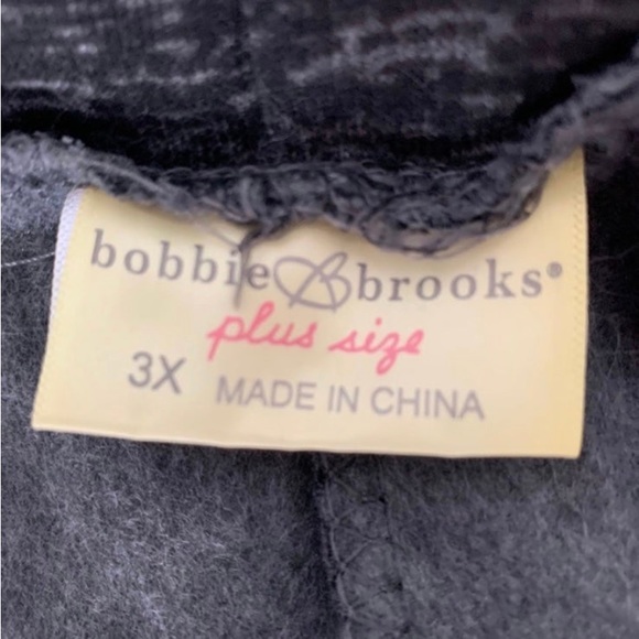 NWOT BOBBIE BROOKS PLUS SIZE SWEATPANTS W/LOVE DOWN EACH LEG. - Picture 4 of 6